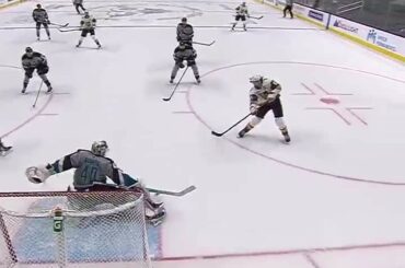 Donner.  Aller.  Objectif.  Mark Stone (@ mstoner61) et Chandler Stephenson (@ c__s18) sont m ...