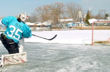 Défi de précision du gardien?!  Shea Tiley (@ stiley_31) est dans. #NHLFanSkills (@it ...