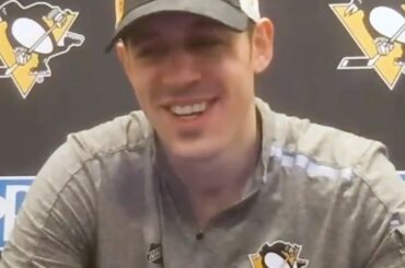 Geno x Mario sur la glace serait autre chose.  (@ pingouins) ...