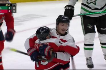 @zachwerenski remporte le vainqueur de l'OT avec quelques secondes restantes ... EMBRAYAGE ...