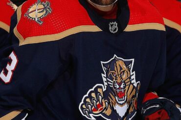 Le micro de Keith Yandle est toujours un régal.  (@flapanthers) ...