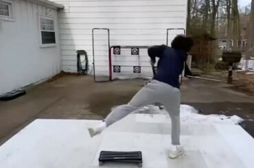 Dans Stride + On Target = #NHLFanSkills (@ hky.86) ...