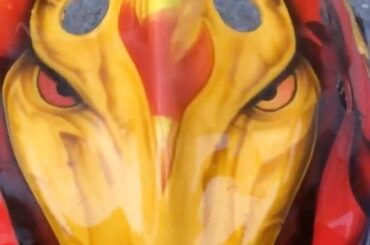 Le nouveau masque @NHLFlames de WHOA Louis Domingue change de couleur à des températures plus froides ...
