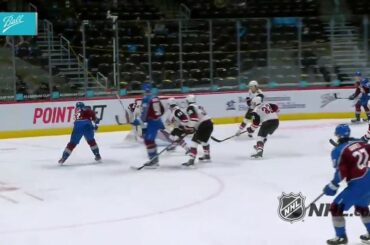 La première ligne du @ coloradoavalanche semble dangereuse ...