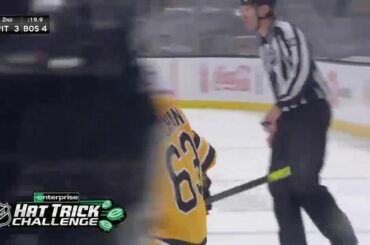 C'était un après-midi parfait pour Brad Marchand (@ bmarch63).  Une passe décisive + le chapeau ...