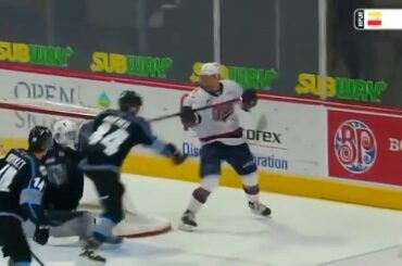 Souvenez-vous du nom: Connor Bedard.  Le joueur de 15 ans dirige actuellement la WHL i ...