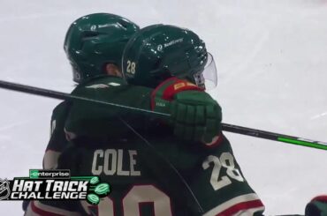 @ kevinfiala22 va se souvenir de cette nuit.  Tour du chapeau de carrière n ° 1, dans le bo ...