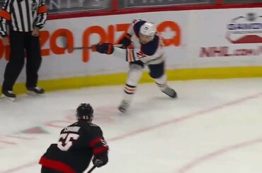 L'angle: impossible.  Un objectif de Leon Draisaitl (@ drat_29): Très possible.  : @nhlo ...