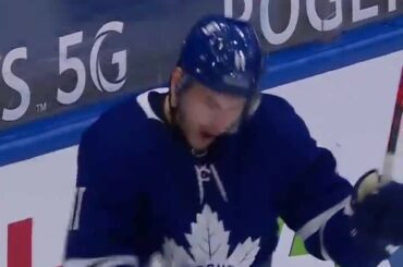 Cette ligne pour les @mapleleafs roule toujours.  : @nhlonnbcsports ...