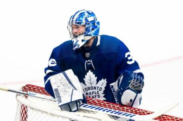 11. DROIT.  GAGNE.  @ 1jackcampbell a établi un record dans la LNH pour la plus longue saison ...