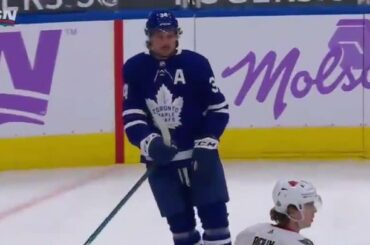 @austonmatthews a 30 buts On répète ... 30 BUTS! ...