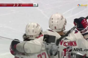 PPG du bureau pour son deuxième du match.  Comment @aleksandrovechkinofficial ...
