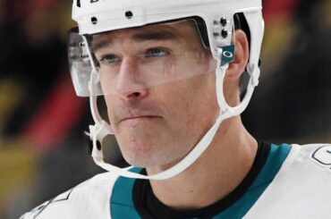 Une nuit que Patrick Marleau n'oubliera jamais.  (@vegasgoldenknights, @sanjosesharks ...