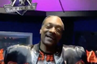 Quelque part, @snoopdogg adore les débuts de @quintonbyfield dans la LNH ce soir.  (@lakes) ...