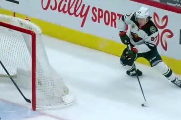 19e de l'année pour @kirillkaprizov et c'est une nouvelle recrue de @minnesotawild reco ...