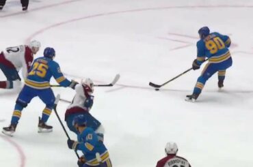ALERTE MAINS.  Mon Dieu, Ryan O'Reilly!  : @nhlonnbcsports ...