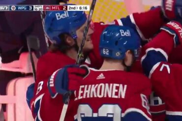 Il n'y a pas beaucoup de place pour ce cliché de la nuit Artturi Lehkonen (@arainumos) ...