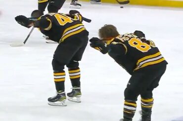 David Pastrnak: Simon dit MASTER (@NESN) ...