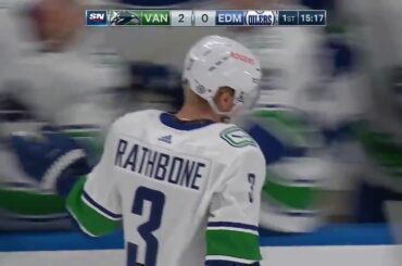 Pour son premier but dans la LNH, @ jack.rathbone obtient les honneurs de Shot of the Night!  ...