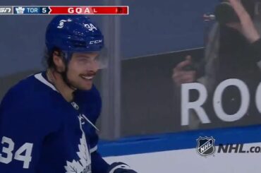Buts en cinq de suite pour atteindre 40 sur la saison!  Quelle saison de @austonmat ...