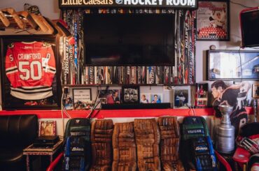 Nous célébrons les grottes de fans tout au long des éliminatoires de la #StanleyCup!  DM nous yo ...