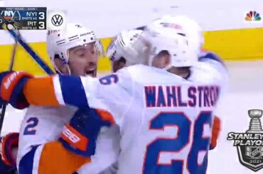 Juste une grosse déchirure de Kyle Palmieri (@ palms21) en OT et les @ny_islanders remportent le premier match! ...