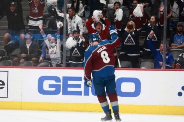 @calemakar_ est littéralement un beau patineur.  #StanleyCup: @nhlonnbcspor ...