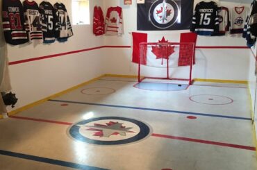 Il n'y a pas beaucoup mieux que cette grotte de fans @nhljets!  #StanleyCup (Twitter / jert ...