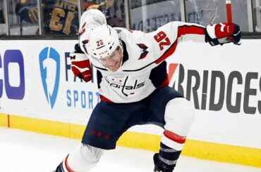 @capitals vs @nhlbruins, DOUBLE OT, jusqu'à la prochaine #StanleyCup: @nhlonnbcsports: @s ...