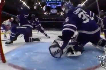 @morganrielly.  Bon gardien.  #StanleyCup: @nhlonnbcsports: @sportsnet ...