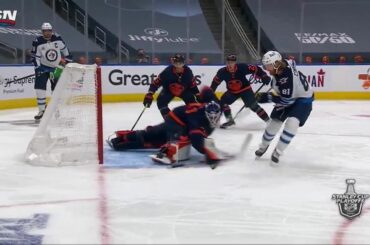 Pas un MAIS DEUX sauve de Mike Smith!  #StanleyCup: @nhlonnbcsports: @sportsn ...