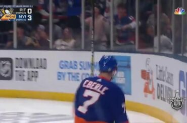 Le deuxième de deux buts en seulement 24 SECONDES pour les @ny_islanders!  #Coupe Stanley :...