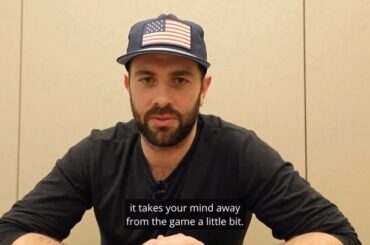 Keith Yandle, beauté certifiée.  #StanleyCup Regardez l'épisode complet de @MenInBl ...