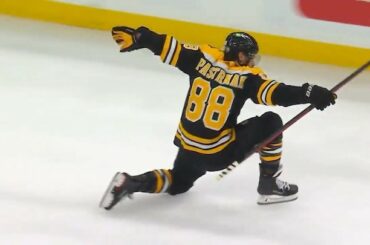 La célébration du tour du chapeau des pâtes était une chose de beauté... Mais vous pouvez choisir le #...