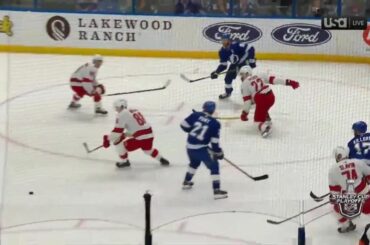 Le jeu de puissance @tblightning est un luxe pur et simple.  #StanleyCup : @nhlonnbcsport...