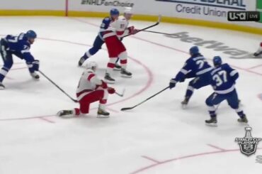 C'est l'heure de Teuvo !  #StanleyCup : @nhlonnbcsports : @sportsnet...