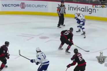 @rosscolton avec un but énorme pour la @tblightning #StanleyCup : @nhlonnbcsports...