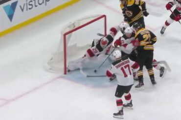 Avec le gagnant de Best Save dans la balance, nous avons fait appel à un expert.  @kanevangat...