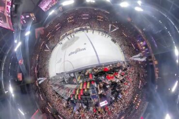 Oui, la scène est BONKERS au T-Mobile Arena.  #Coupe Stanley...