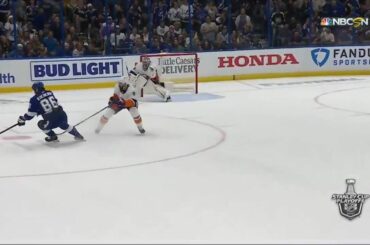 @nikitakucherov86 est le maître du plat.  #StanleyCup : @nhlonnbcsports : @s...