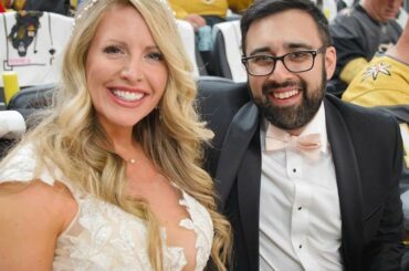 Un mariage et un jeu @vegasgoldenknights ?  Vive Las Vegas, en effet.  #Coupe Stanley...