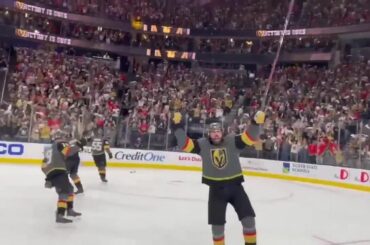 Hâte de voir l'ambiance de ce soir... #StanleyCup @canadiensmtl vs. @vega...