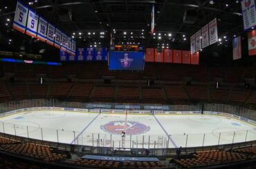 Nous sommes de retour sur l'île ce soir pour le match 3 !  #StanleyCup : @nhlonnbcsports : @s...