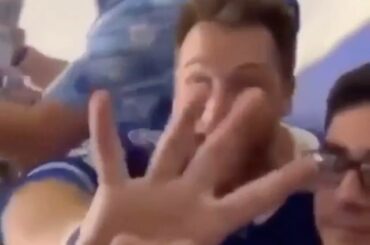 Ce fan de @ny_islanders n'appréciait PAS le match 5. #StanleyCup ( @szaszquatch_)...