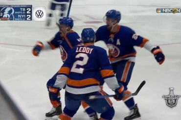 JEU APPELÉ.  Anthony Beauvillier (@titobeauvi91) et les @ny_islanders ont pour...