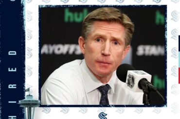 OFFICIEL : Le @seattlekraken a engagé Dave Hakstol comme premier entraîneur en franc...