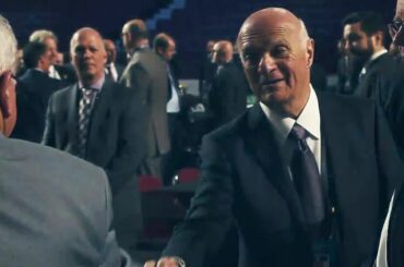 Le prix Jim Gregory GM de l'année sera remis ce soir !  #NHLAwards Se...