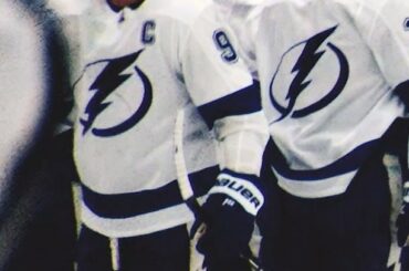 GAME 7 AHEAD Qui avez-vous : @ny_islanders ou @tblightning ?  #StanleyCup : 8 ET...