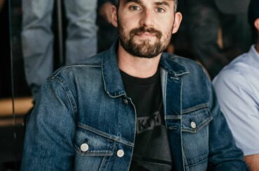 Nassau Coliseum était l'endroit où il fallait être hier soir!  #StanleyCup ( @ny_islanders)...