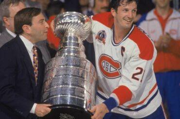 Les @canadiensmtl savent quelque chose sur le hissage de la #StanleyCup.  : 8 HE le...